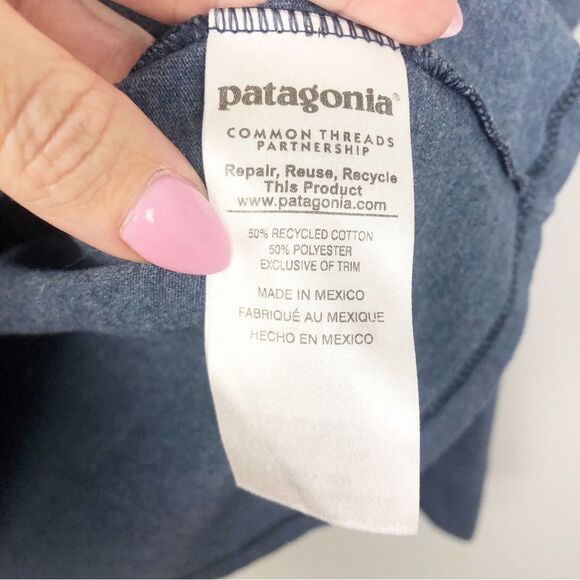 PATAGONIA | Long Sleeve Regular Fit Blue Logo T-Shirt Men’s Size XS - Picture 9 of 9